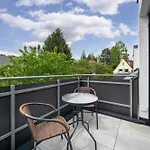 Smartliving Boardinghouse - 24h Check In アパートホテル ビーレフェルト
