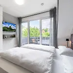 Smartliving Boardinghouse - 24h Check In アパートホテル ビーレフェルト