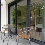 Smartliving Boardinghouse - 24h Check In アパートホテル 4*