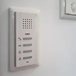 Smartliving Boardinghouse - 24h Check In アパートホテル ビーレフェルト
