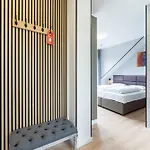 Smartliving Boardinghouse - 24h Check In アパートホテル ビーレフェルト