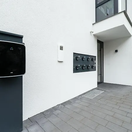 מלון דירות Smartliving Boardinghouse - 24h Check In 4*