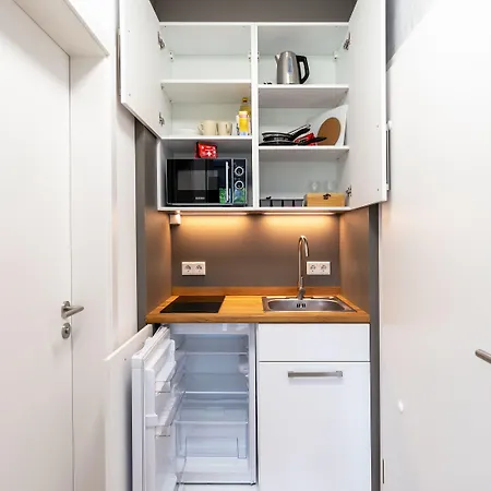 Smartliving Boardinghouse - 24h Check In מלון דירות 4*