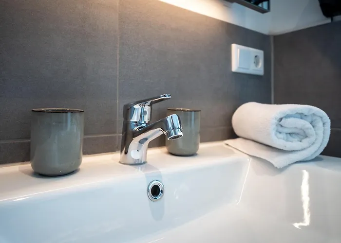 Smartliving Boardinghouse - 24h Check In 3*